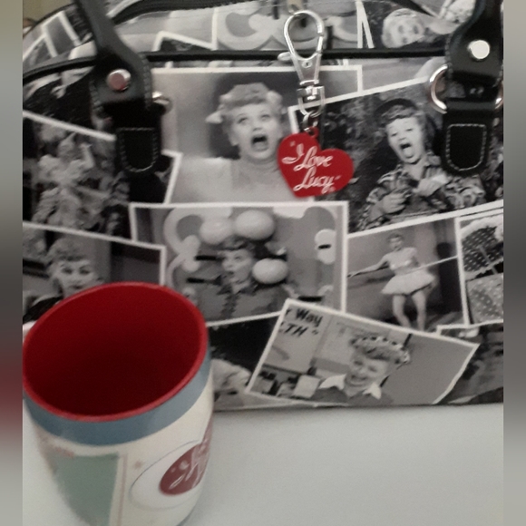 I Love Lucy Combo - Purse and Mug - Picture 12 of 15
